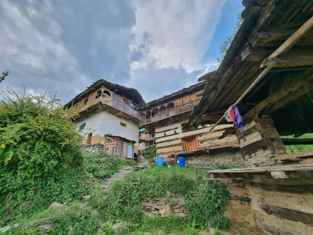 Ishan Log Huts-A Boutique Home Stay Banjar ภายนอก รูปภาพ