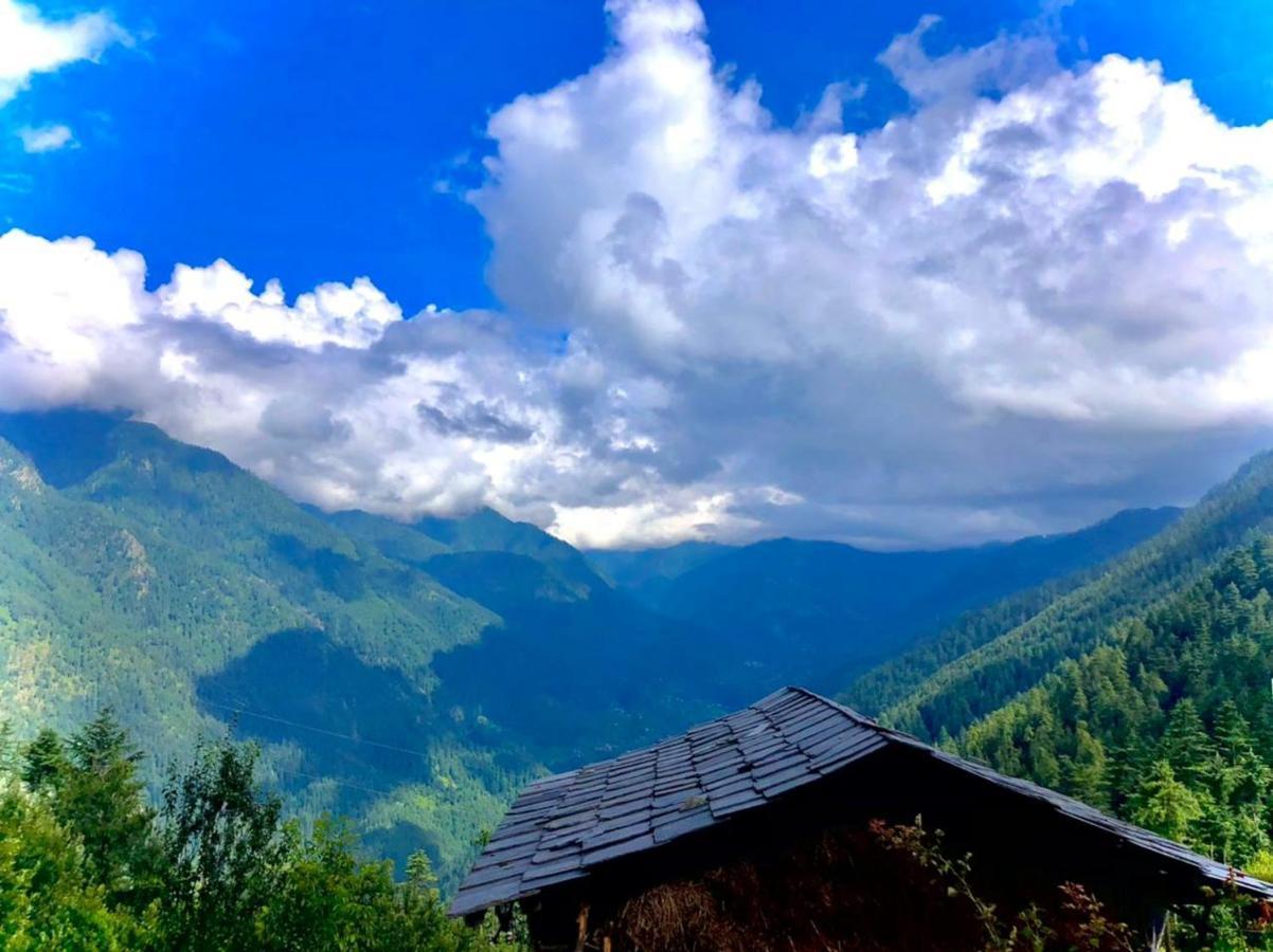 Ishan Log Huts-A Boutique Home Stay Banjar ภายนอก รูปภาพ